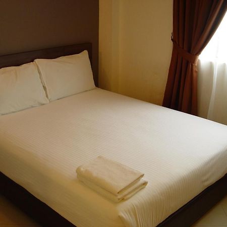 Jb City Hotel Johor Bahru Rum bild